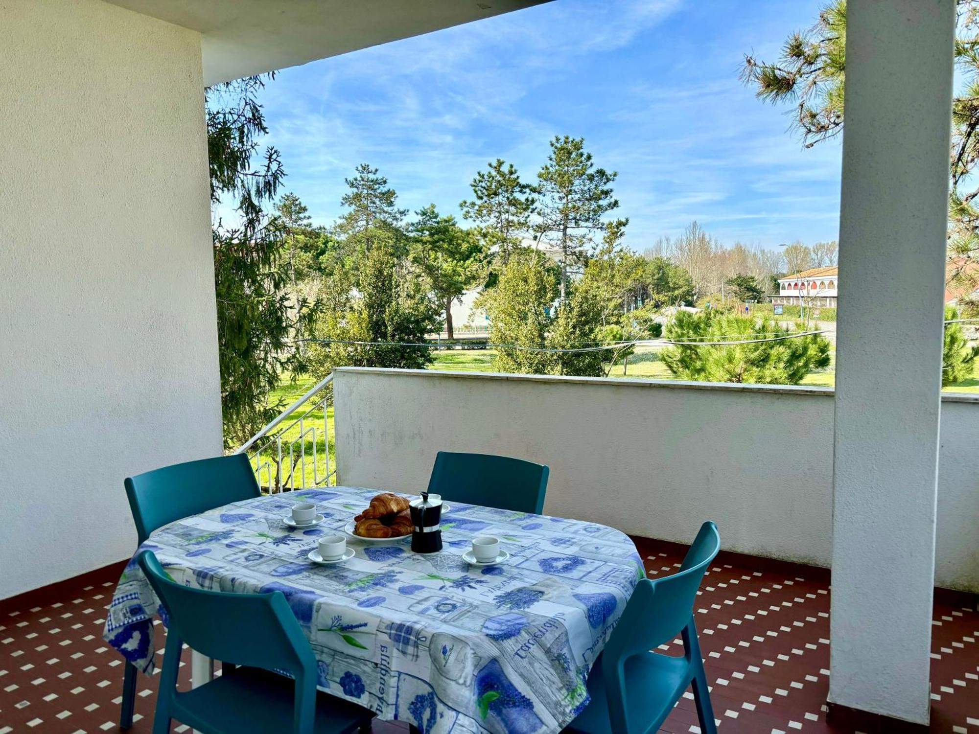 Villa Giorgio 4 Terrazza Privata Бибионе Екстериор снимка